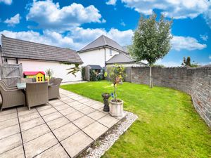 Photo 13- click for photo gallery